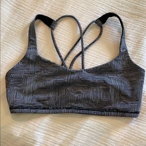 Lululemon Free to Be Sports Bra